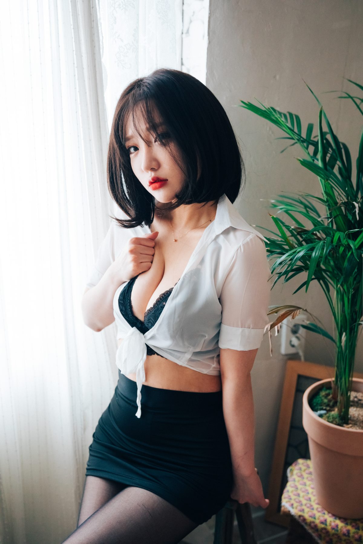 Loozy Officegirls Vacation Vol 1 Son Ye Eun 손예은 0017 8202105027.jpg