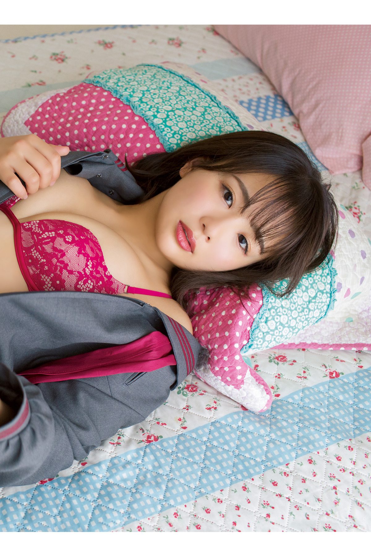 Photobook Natsumi Hirajima 平嶋夏海 Vol 5 Dont get bogged down in class 授業中にコクらないで 2022 08 12 0040 0309357432.jpg