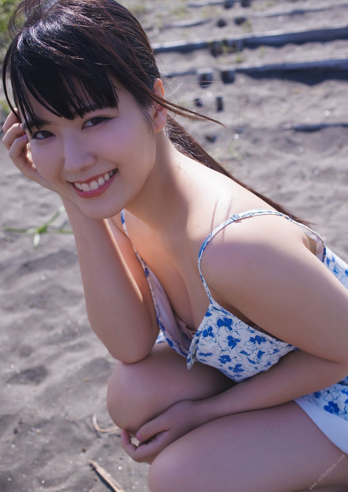 YJ Photobook Umi Shinonome 東雲うみ The body I want to show 見せたい身体 2022 07 07 0035 4780827281.jpg