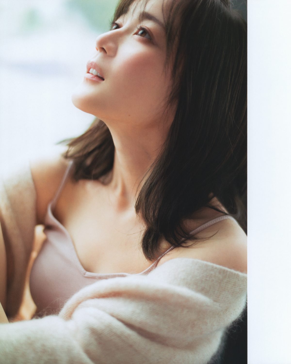 Photobook 生田絵梨花 乃木坂46卒業記念メモリアルブック カノン 0076 3063112594.jpg