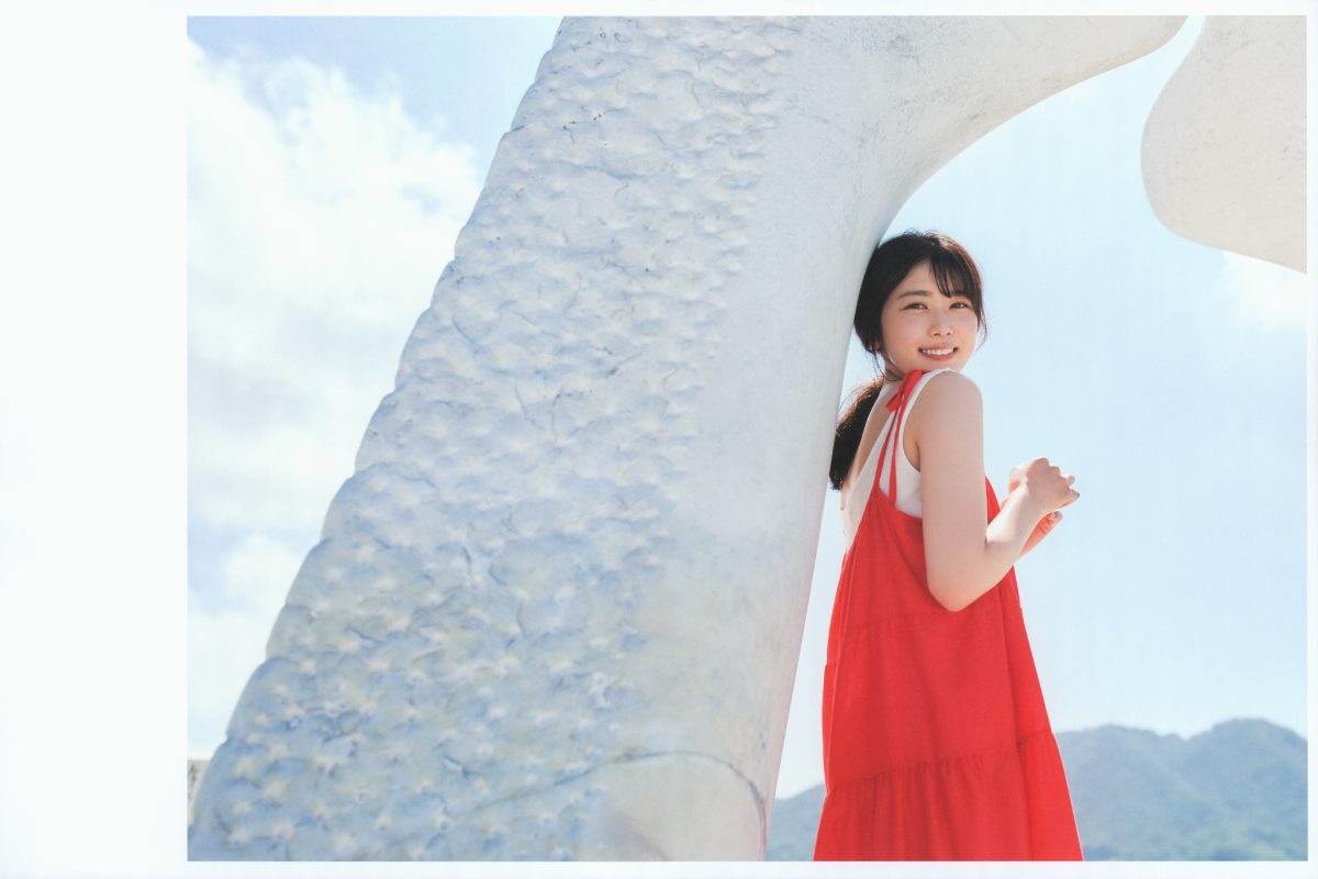 Photobook Akari Nibu 丹生明里 1st Photobook Easy Relationship やさしい関係 2022 07 26 A 0015 5765280114.jpg