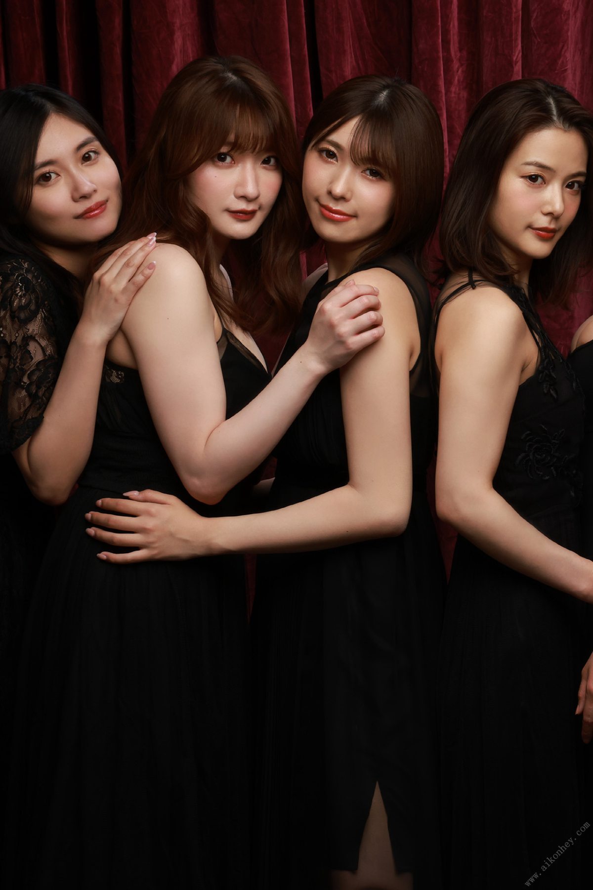 Photobook 8woman Next Stage 美裸神 契 週刊ポストデジタル写真集 0002 6289778935.jpg