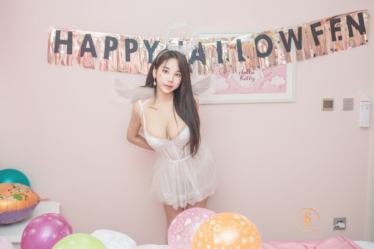 SaintPhotoLife Zzyuri 쮸리 Vol 16 Pink Halloween 0030 3781042301.jpg