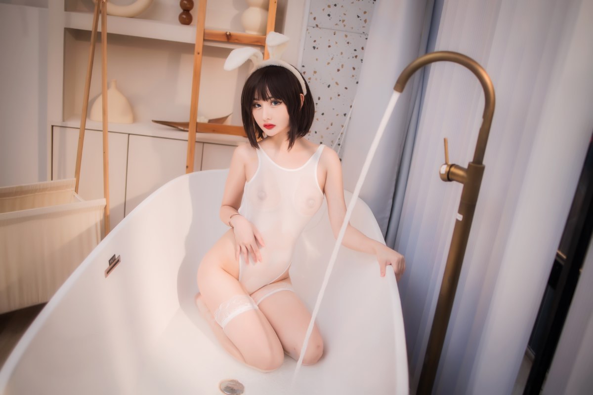 Coser@您的蛋蛋 透明死库水 0028 3508350013.jpg