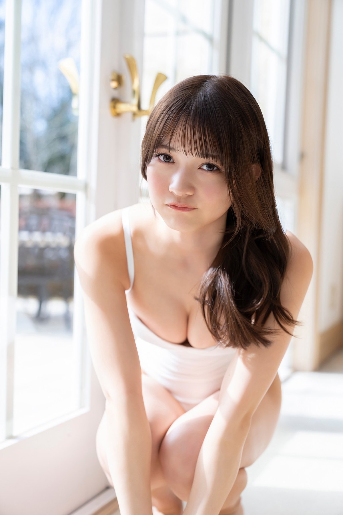 FLASH Photobook 2023 05 30 Nanako Kurosaki 黒嵜菜々子 Melting Young Lady 0029 0591381358.jpg