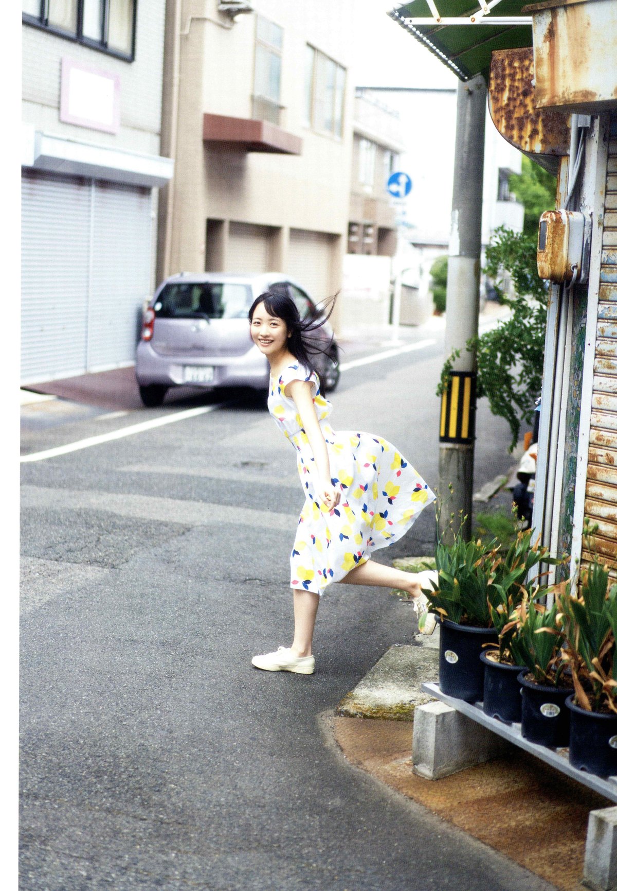 Photobook 2020 12 02 Chiho Ishida 石田千穂 1st Photobook Lemon Season A 0031 6321453232.jpg