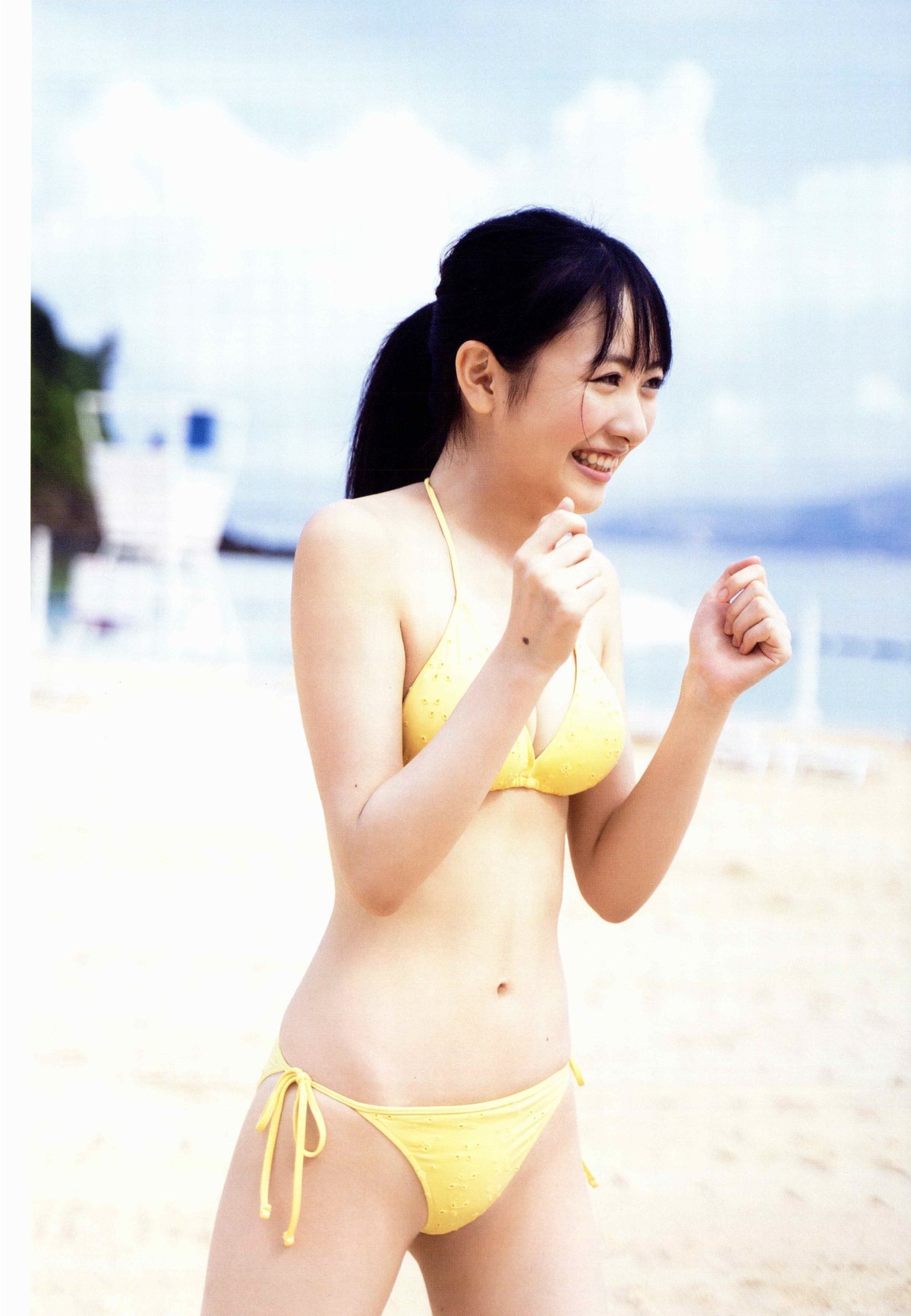 Photobook 2020 12 02 Chiho Ishida 石田千穂 1st Photobook Lemon Season A 0049 4639989331.jpg