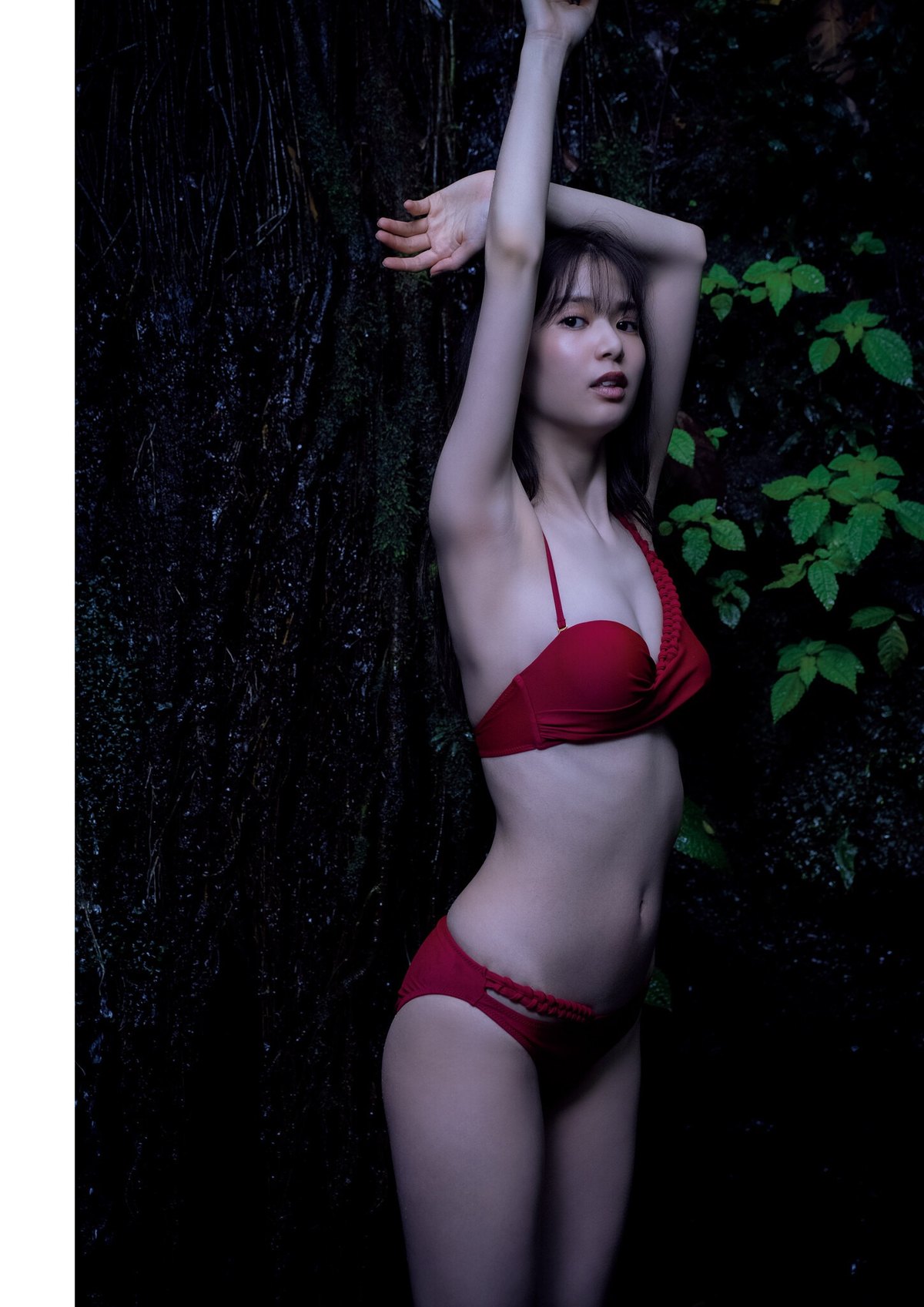 Photobook 2023 07 20 Riko Matsudaira 松平璃子 1st Photobook Rikopi 0043 3345848291.jpg