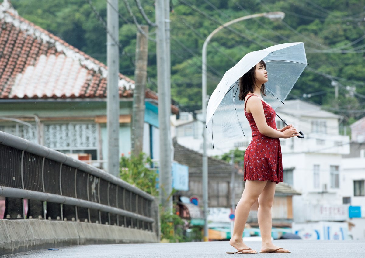 Photobook 2019 08 27 Reina Yokoyama 横山玲奈 REINA Is Eighteen 0024 4458858556.jpg