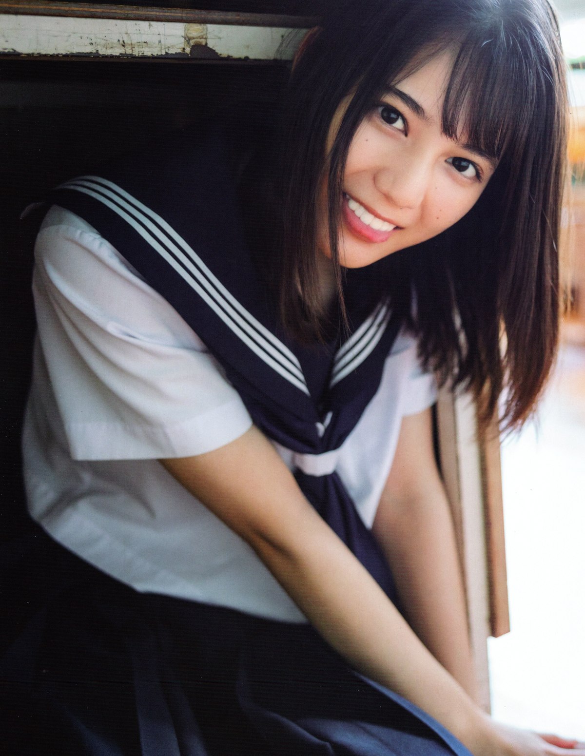 Photobook 2021 06 29 Nao Kosaka 小坂菜緒 1st Photobook Who Are You A 0047 3540992332.jpg