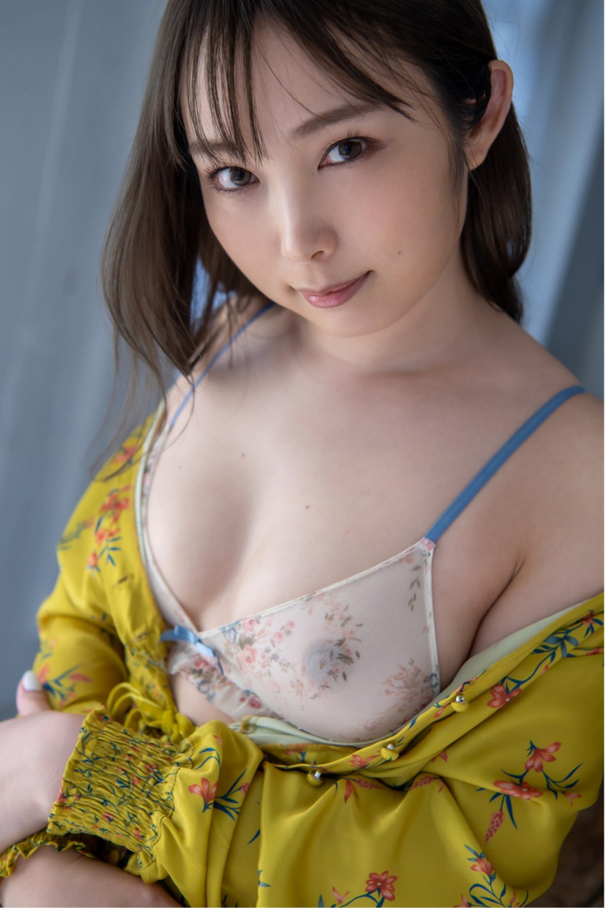 Photobook 2021 07 16 Nao Kiritani 桐谷なお Nude Photobook BON VOYAGE 0037 6689113648.jpg