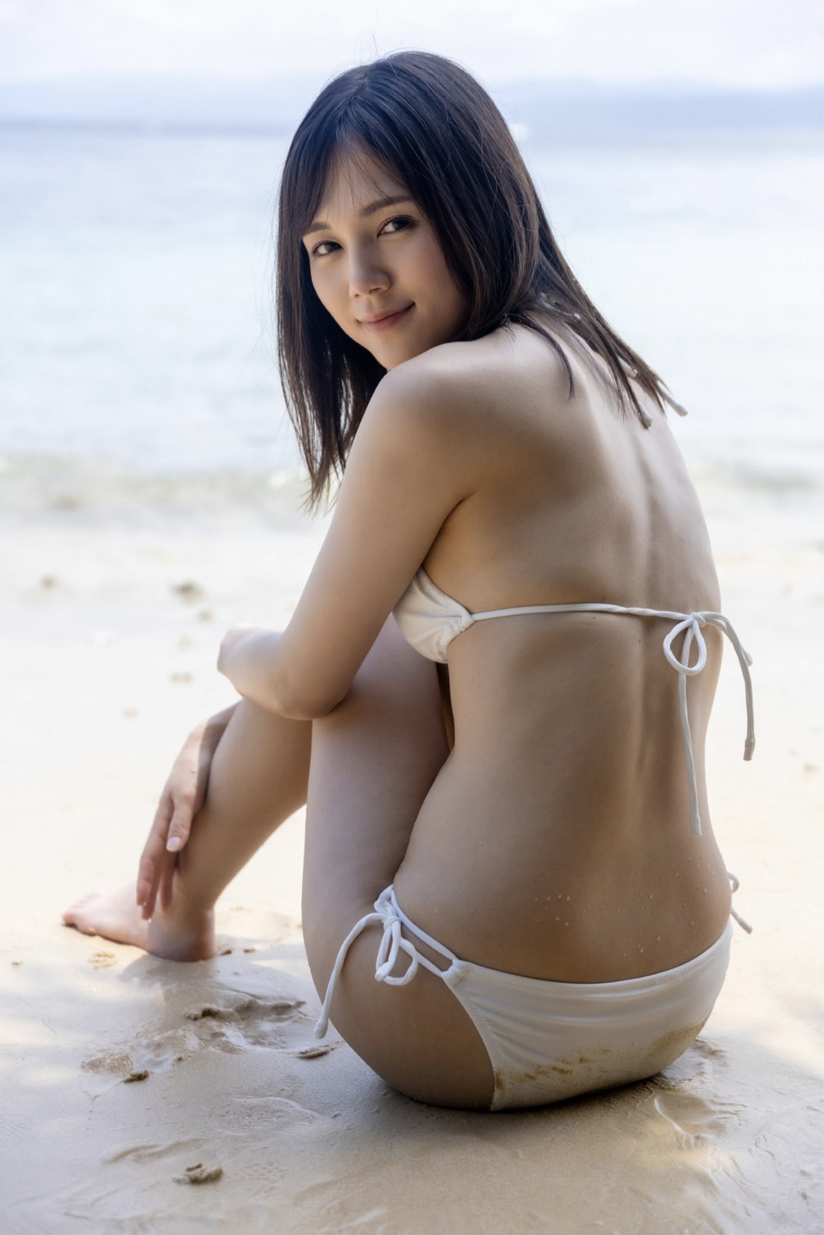 Photobook 2021 11 19 Remu Suzumori 涼森れむ Gravure Photobook In A Transparent World 0062 3638819873.jpg