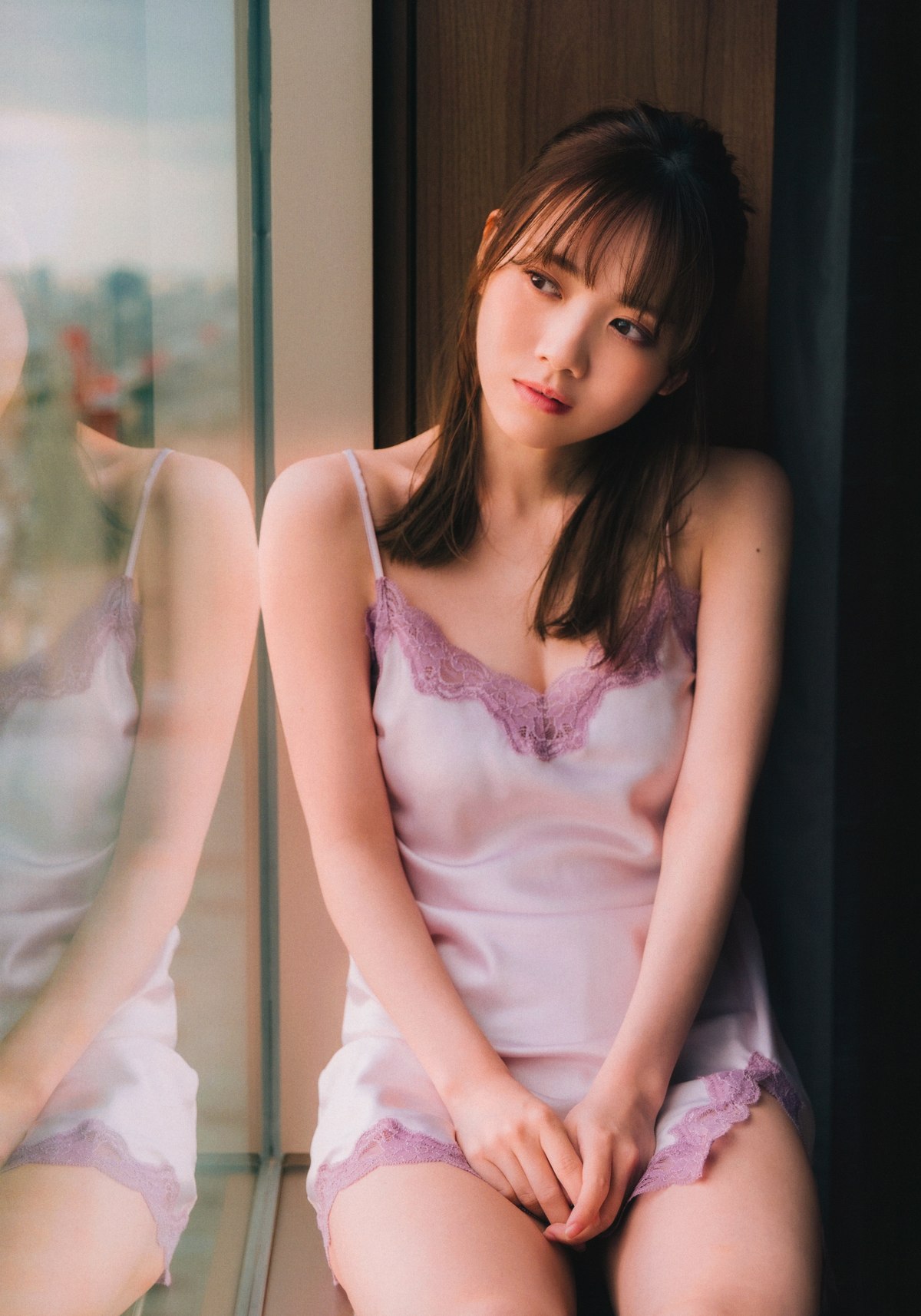 Photobook 2023 08 01 Mayu Tamura 田村真佑 1st Photobook The Moment I Fell In Love B 0022 7899458357.jpg