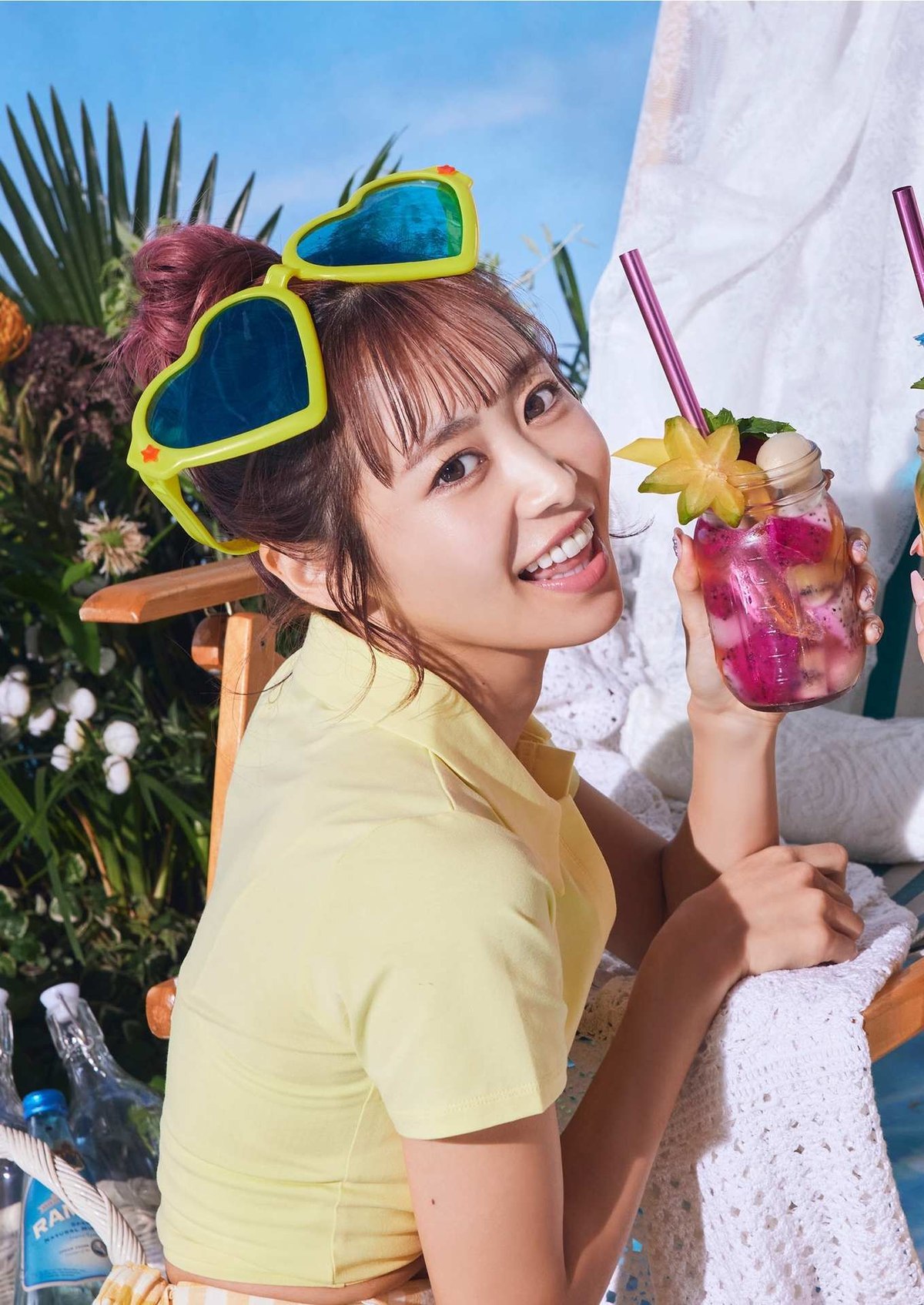 YJ Photobook FRUITS ZIPPER 2023 08 03 7 Idols Furuppa in SUMMER 0023 1123725167.jpg