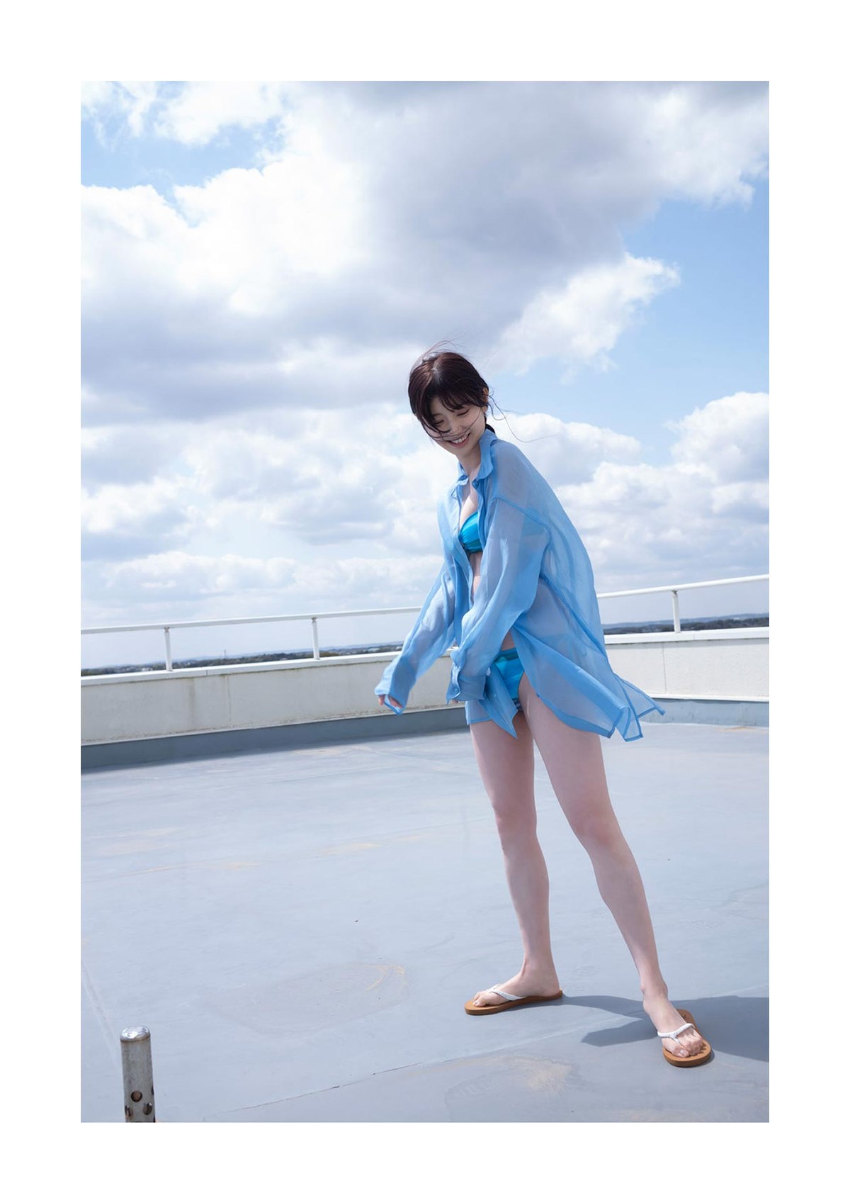 B L T Photobook 2023 08 29 Tomu Muto 武藤十夢 Kaze No Shirabe 0017 8954208427.jpg