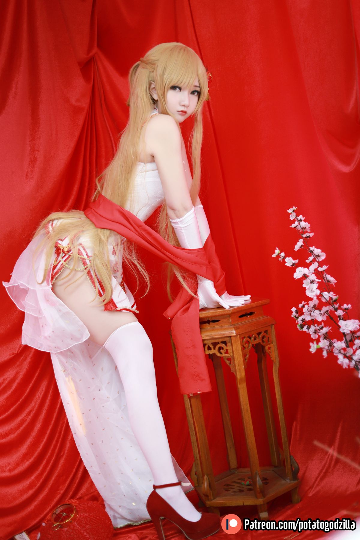 Coser@Potato Godzilla Asuna Yuuki Qipao 0017 9041063013.jpg