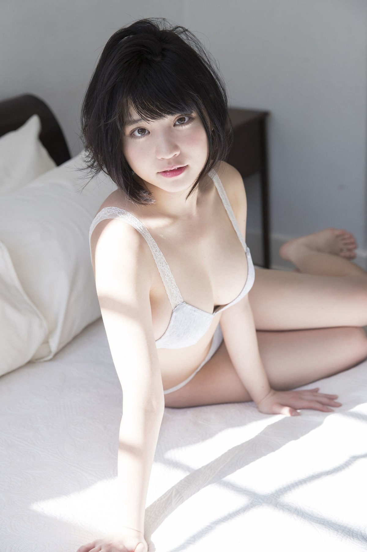 FRIDAY Digital Photobook 2018 06 08 Nagi Nemoto 根本凪 Green Cinderella 0008 3373107745.jpg