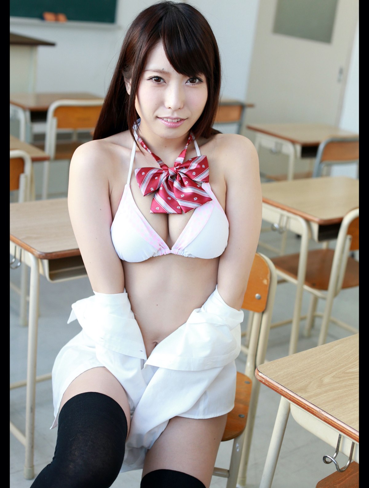 Photobook 2013 06 28 Chika Arimura 有村千佳 Girls School After School 0049 8268916419.jpg