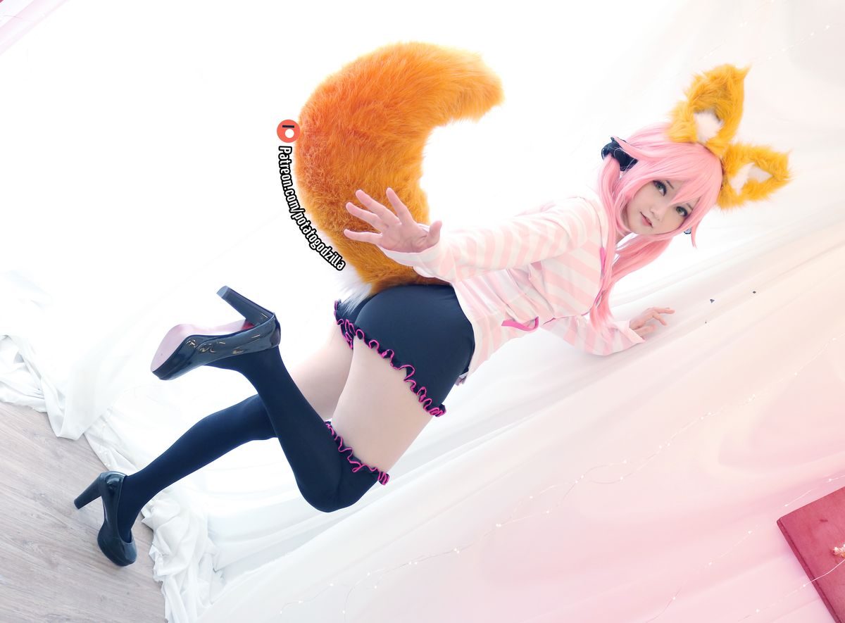 Coser@Potato Godzilla Tamamo School Uniform 0014 9070153702.jpg