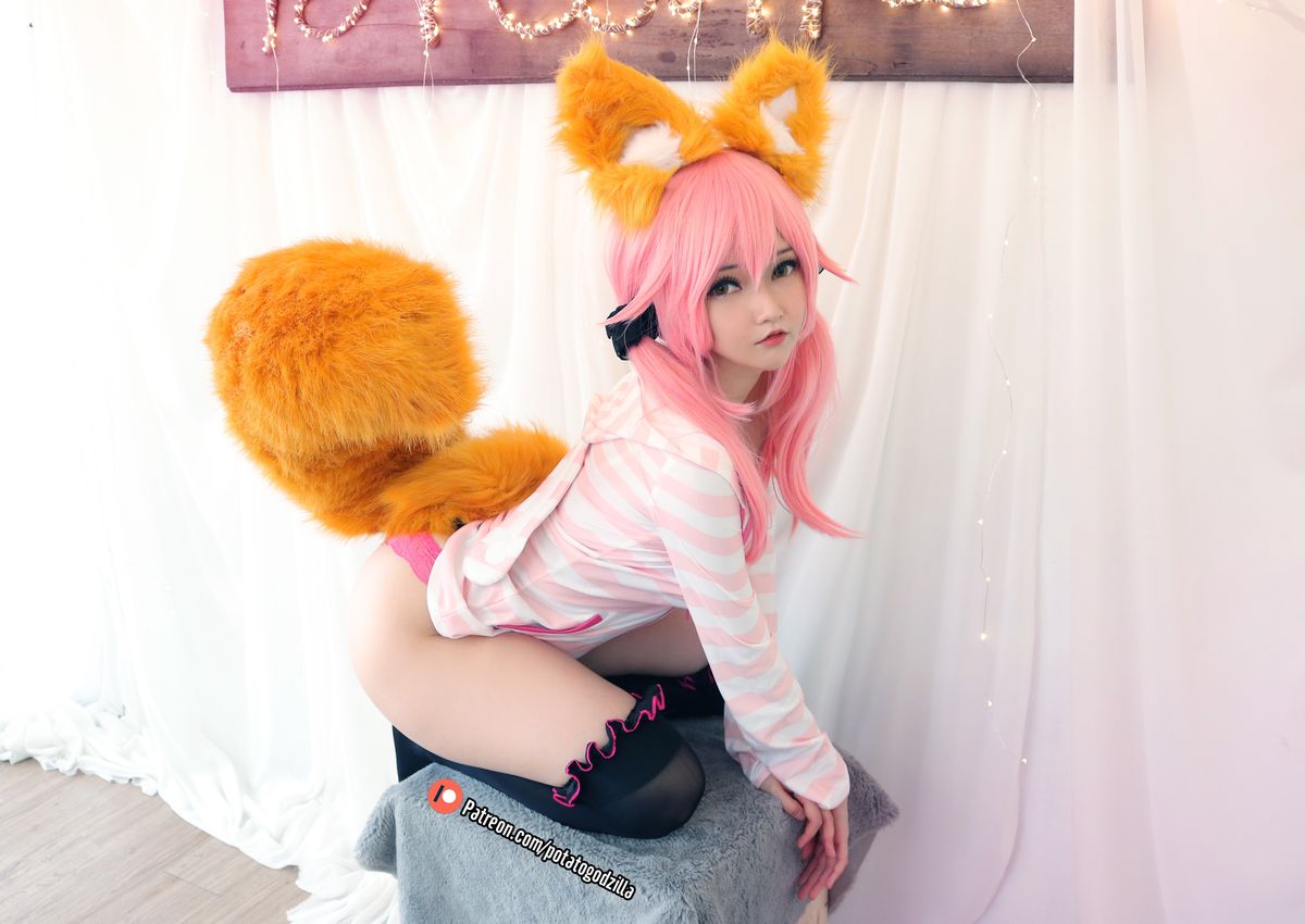 Coser@Potato Godzilla Tamamo School Uniform 0040 0728432368.jpg