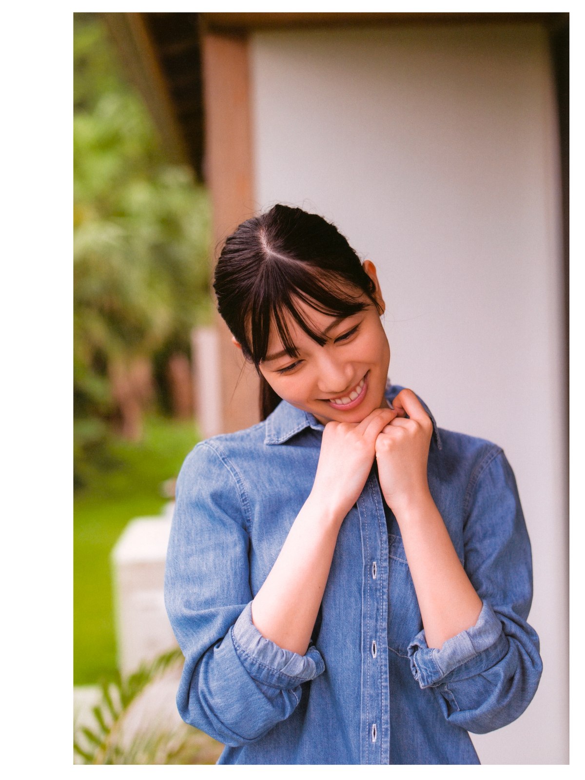 Photobook 2022 03 01 Hina Kawata 河田陽菜 1st Photobook Order Of Memories A 0047 0906450443.jpg