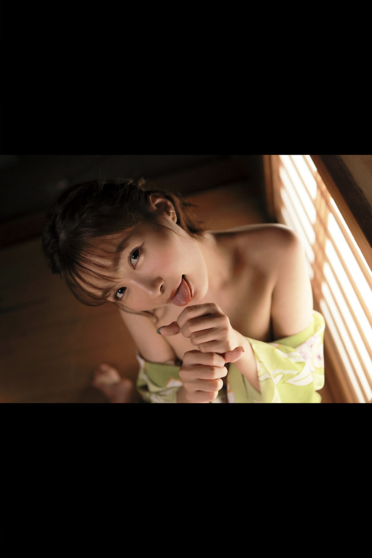 Photobook Kawai Asuna 河合あすな Official Gravure Photo Book The Beginning Season 0040 2853065607.jpg