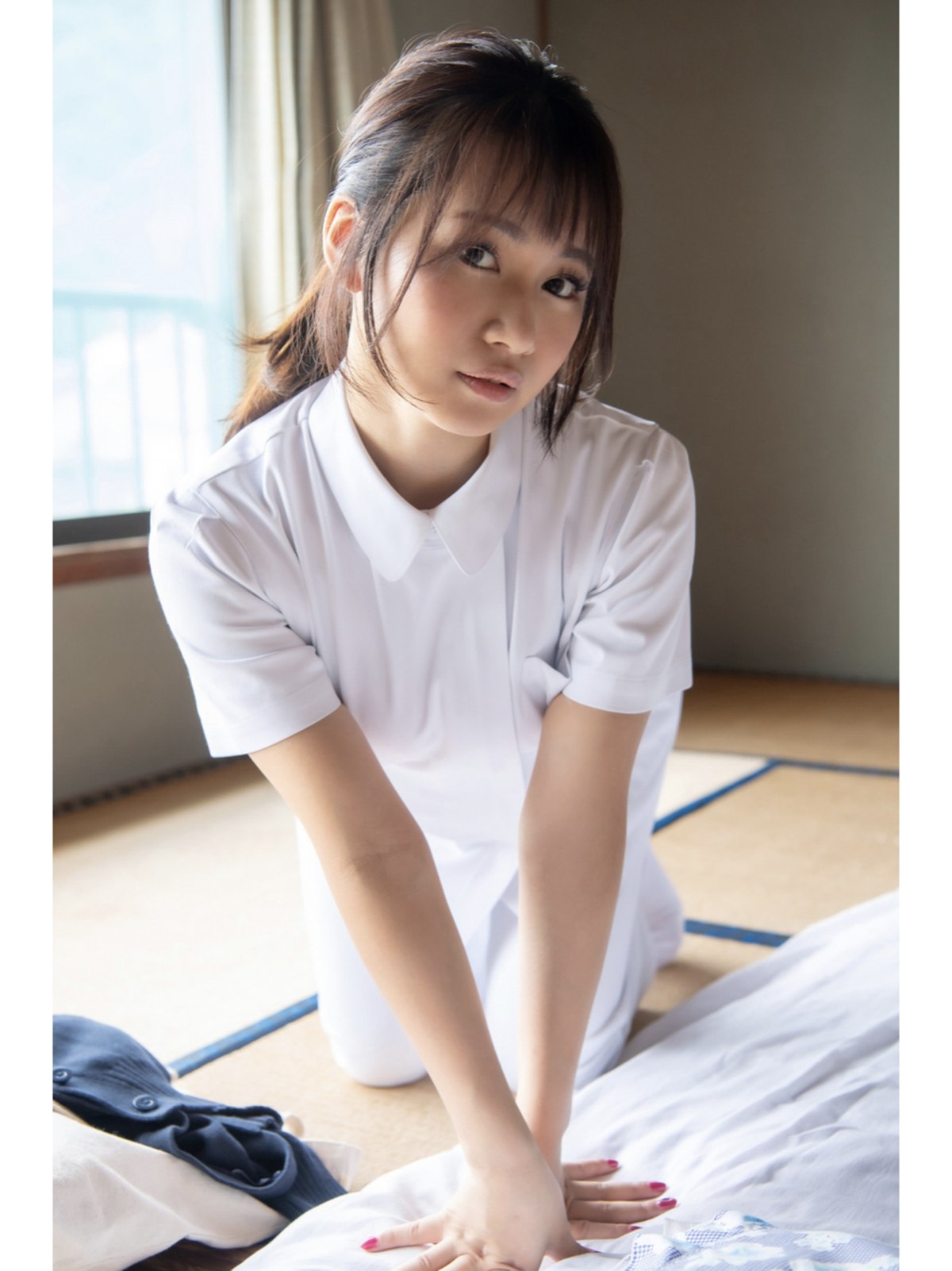 Photobook Kisaragi Natsuki 如月夏希 Official Gravure Photo Book Mysterious 0011 6017732043.jpg