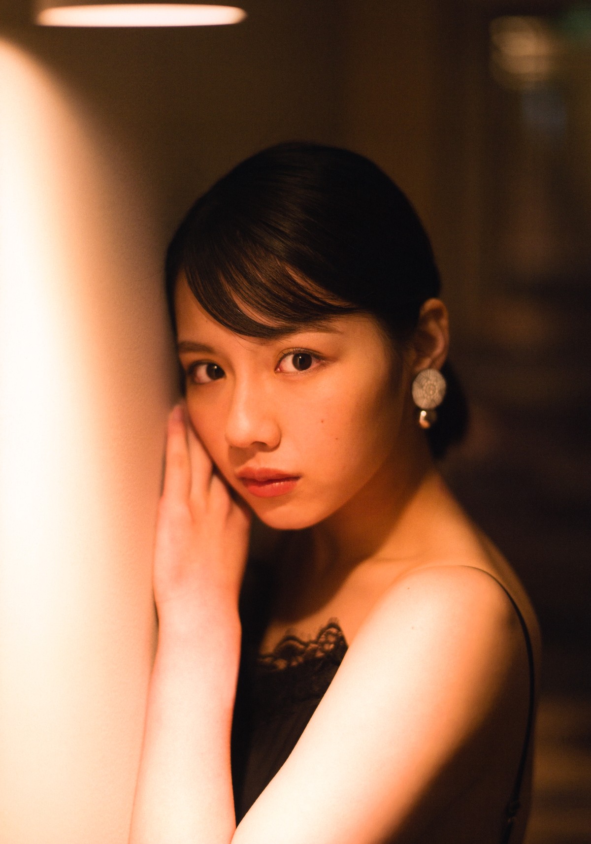 Photobook 2019 01 17 Miho Watanabe 渡邉美穂 1st Photobook Hidamari 0032 3624731000.jpg