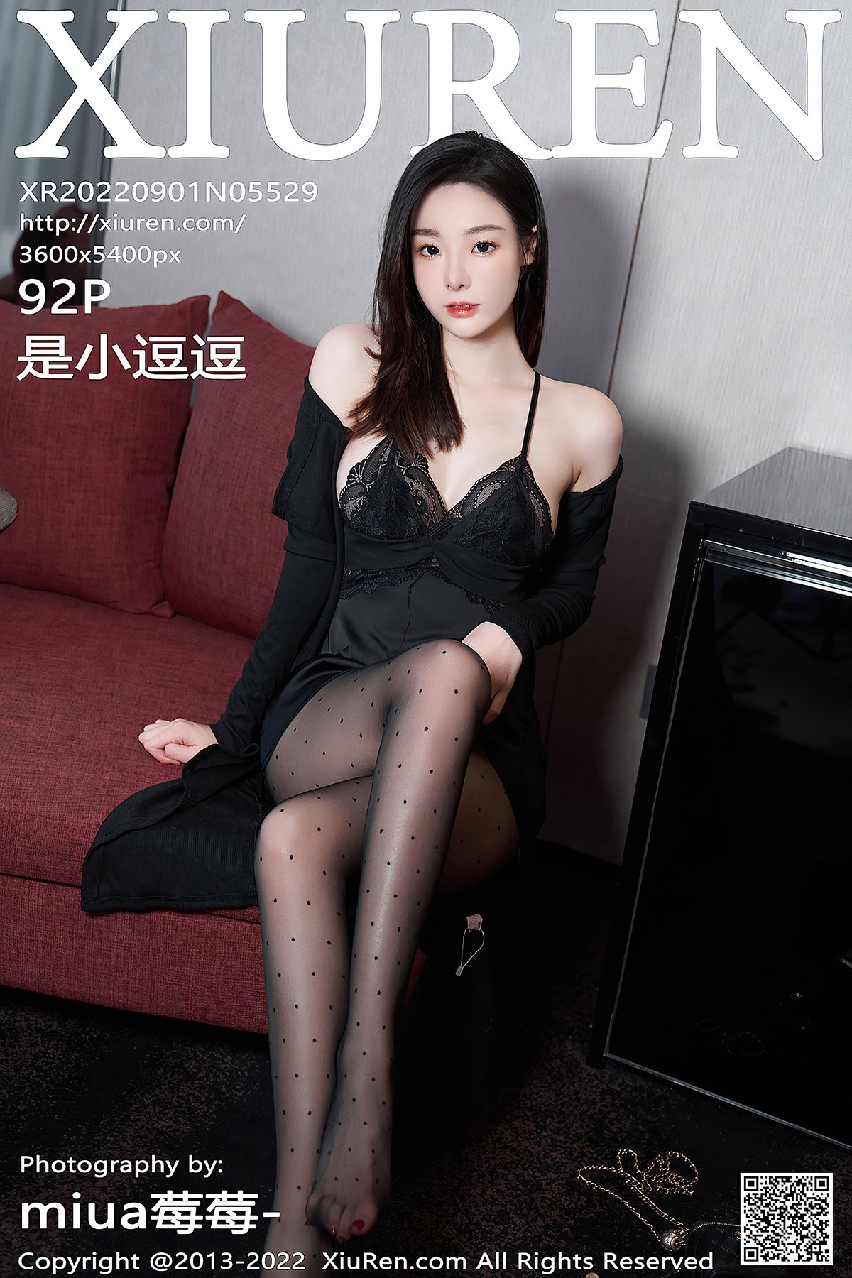 XiuRen秀人网 No.5529 Shi Xiao Dou Dou