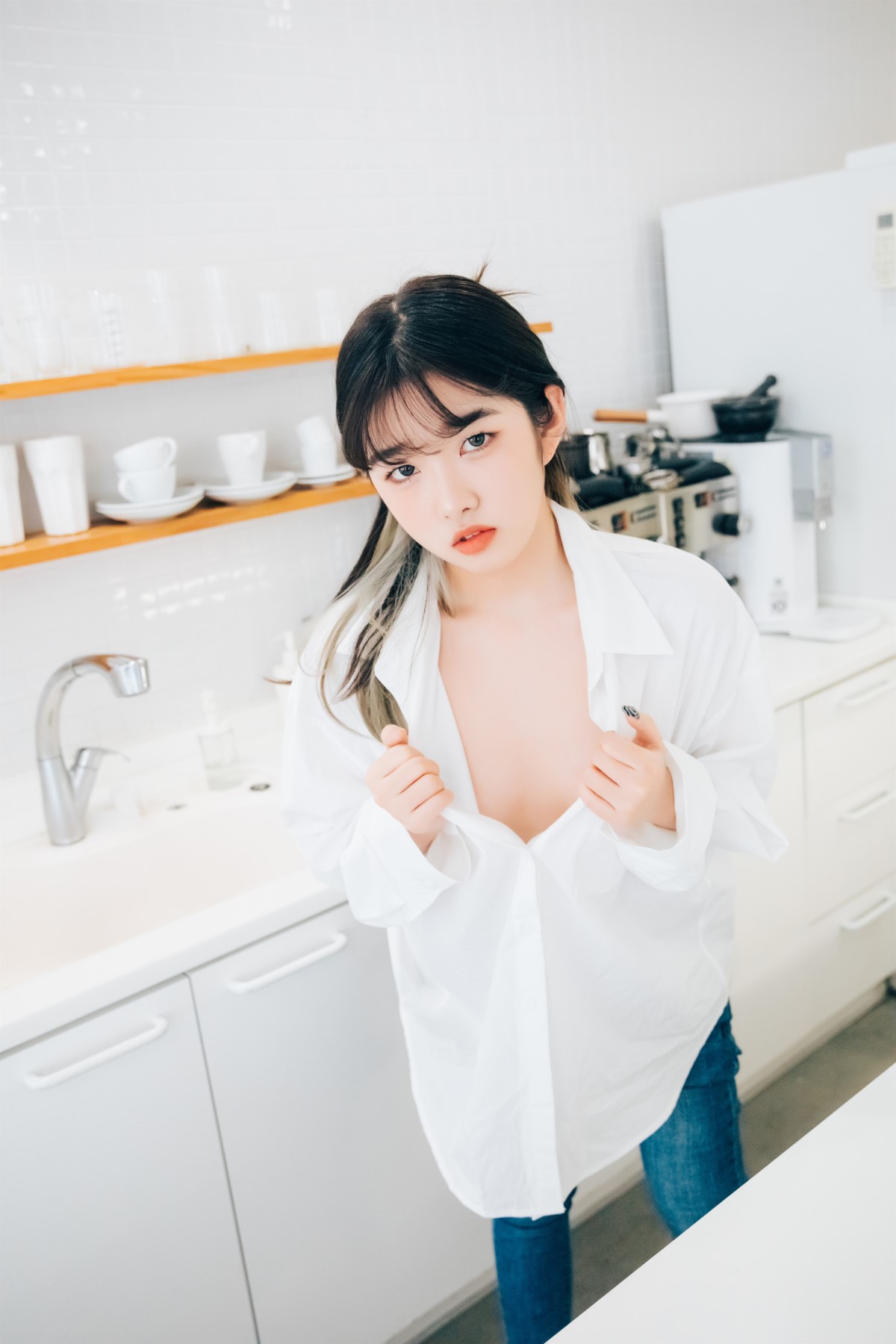 Loozy Sonson 손손 Nude Apron 0027 1243111639.jpg