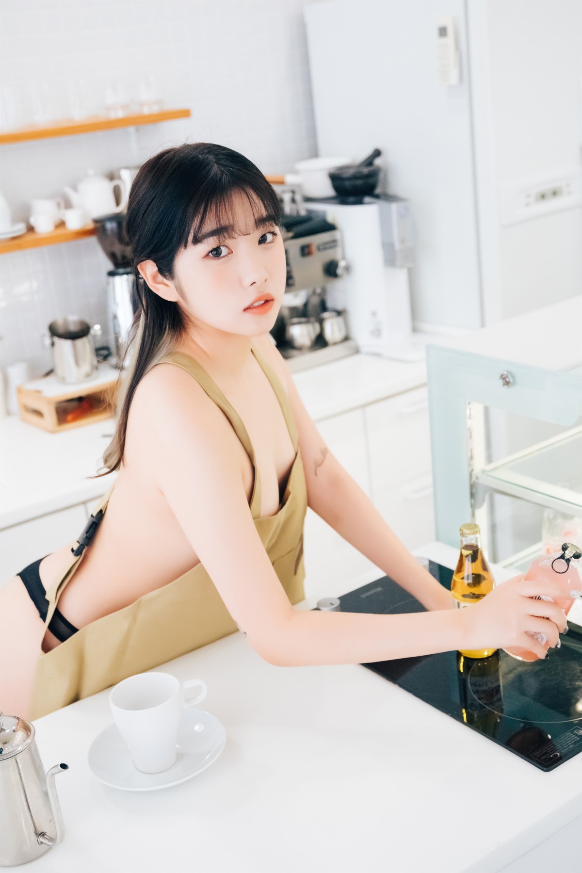 Loozy Sonson 손손 Nude Apron 0054 1121959154.jpg