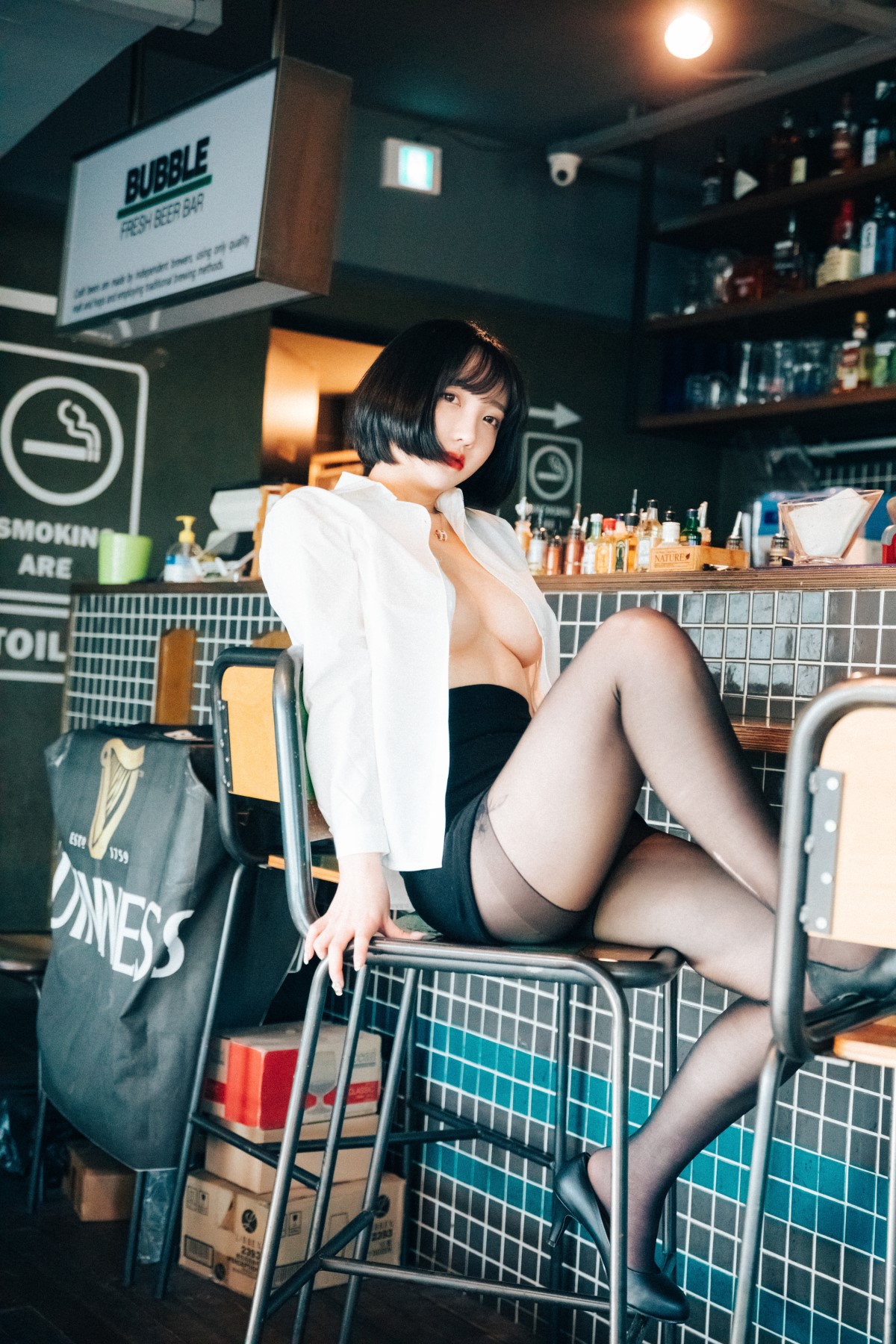 Loozy Son Ye Eun 손예은 Tainted Love Bar 0023 6235633563.jpg