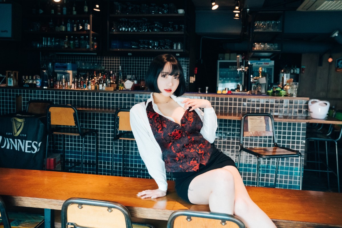 Loozy Son Ye Eun 손예은 Tainted Love Bar 0072 6623538071.jpg