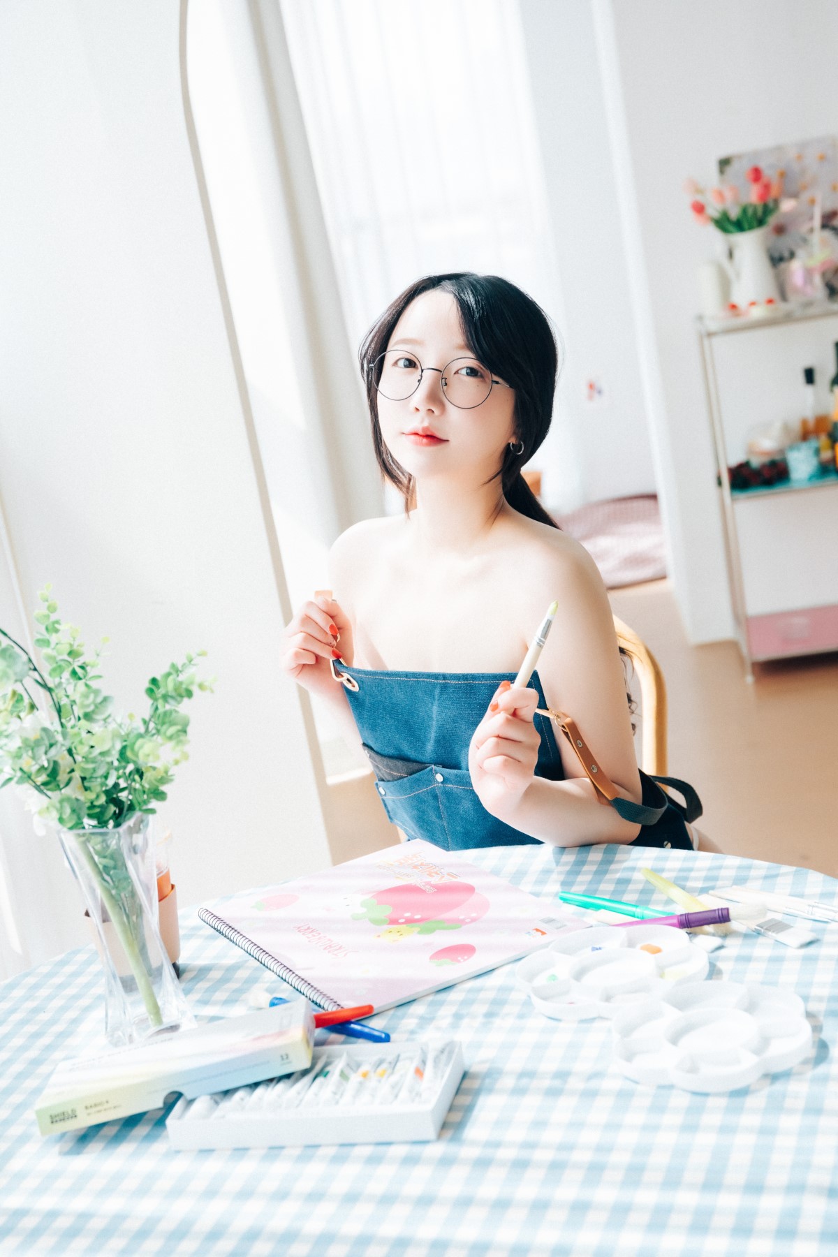 Loozy Son Ye Eun 손예은 Nudy Painter S ver 0032 3011799556.jpg