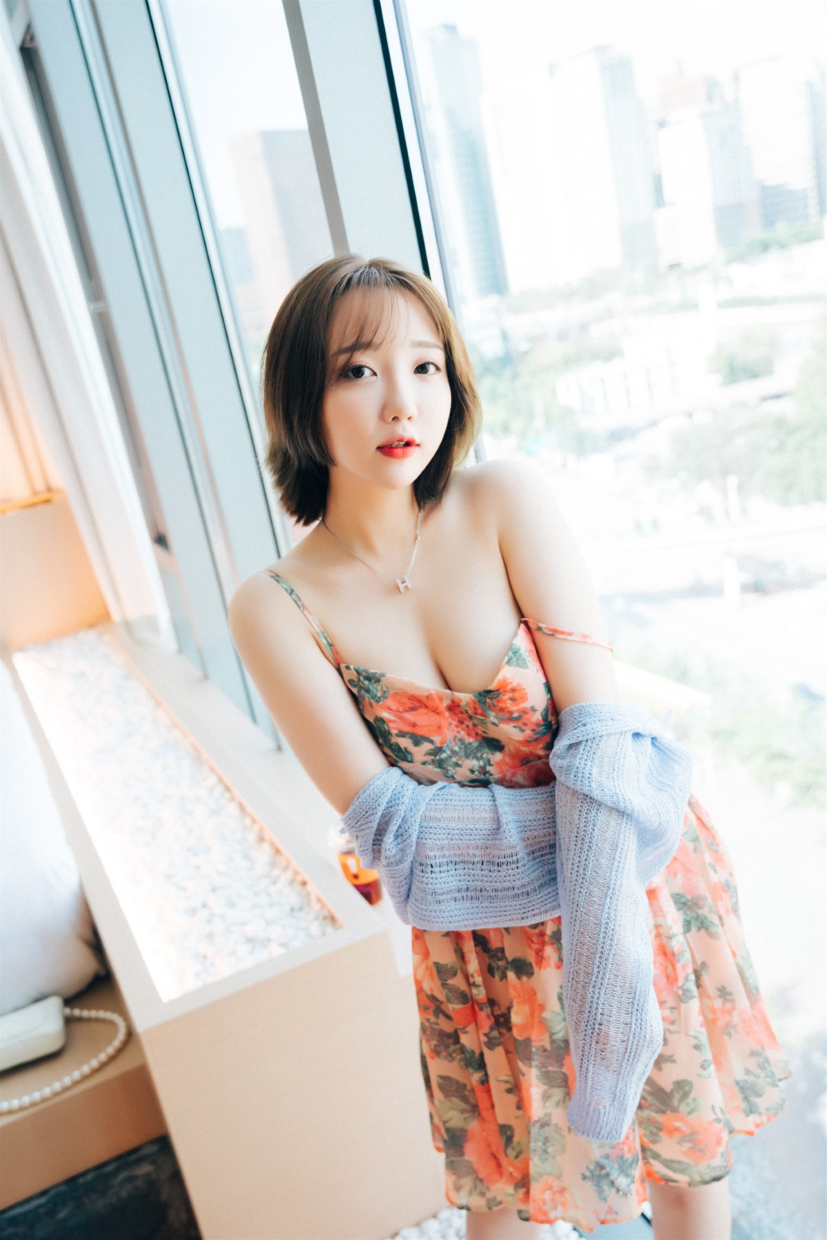 Loozy Son Ye Eun 손예은 Lover In Hotel Part 1 0008 4533502988.jpg