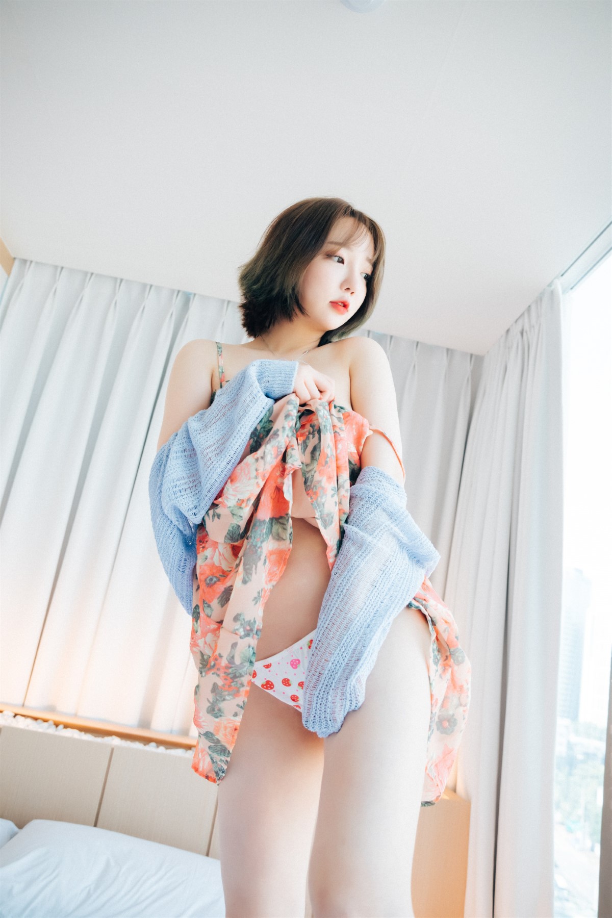 Loozy Son Ye Eun 손예은 Lover In Hotel Part 1 0018 6308450960.jpg