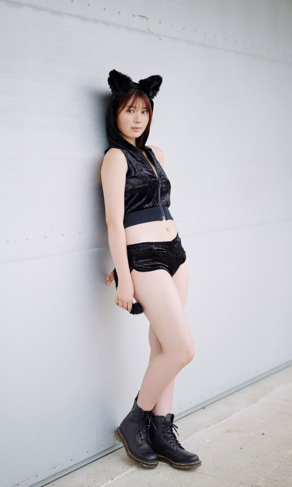 Photobook 2022 10 03 Yuna Hoshino 星乃夢奈 Heroine Of The New Era 0006 4005083494.jpg