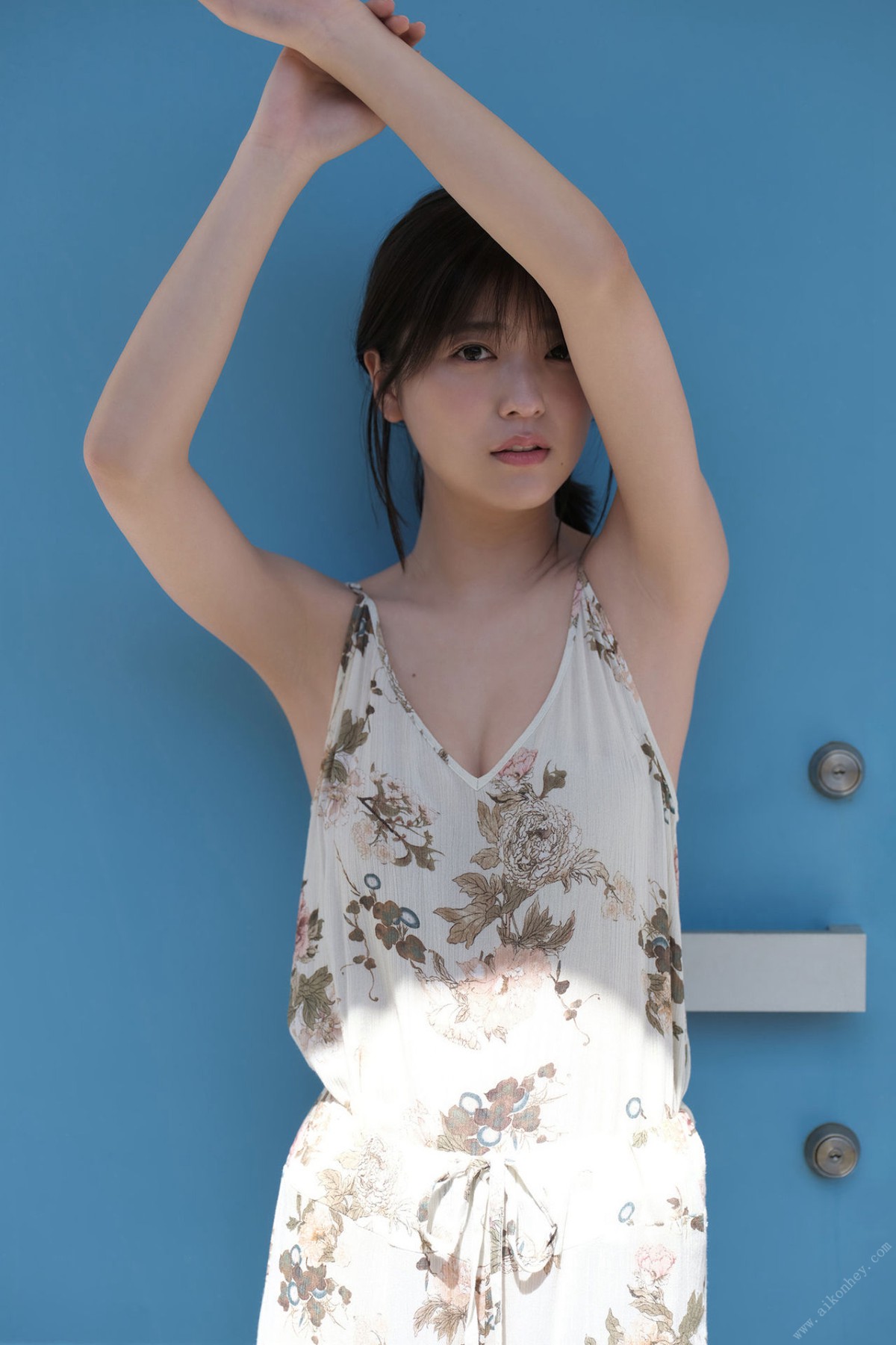 FRIDAY Digital Photobook 2022 10 20 Mio Kudo 工藤美桜 While Shining 0027 9017283769.jpg