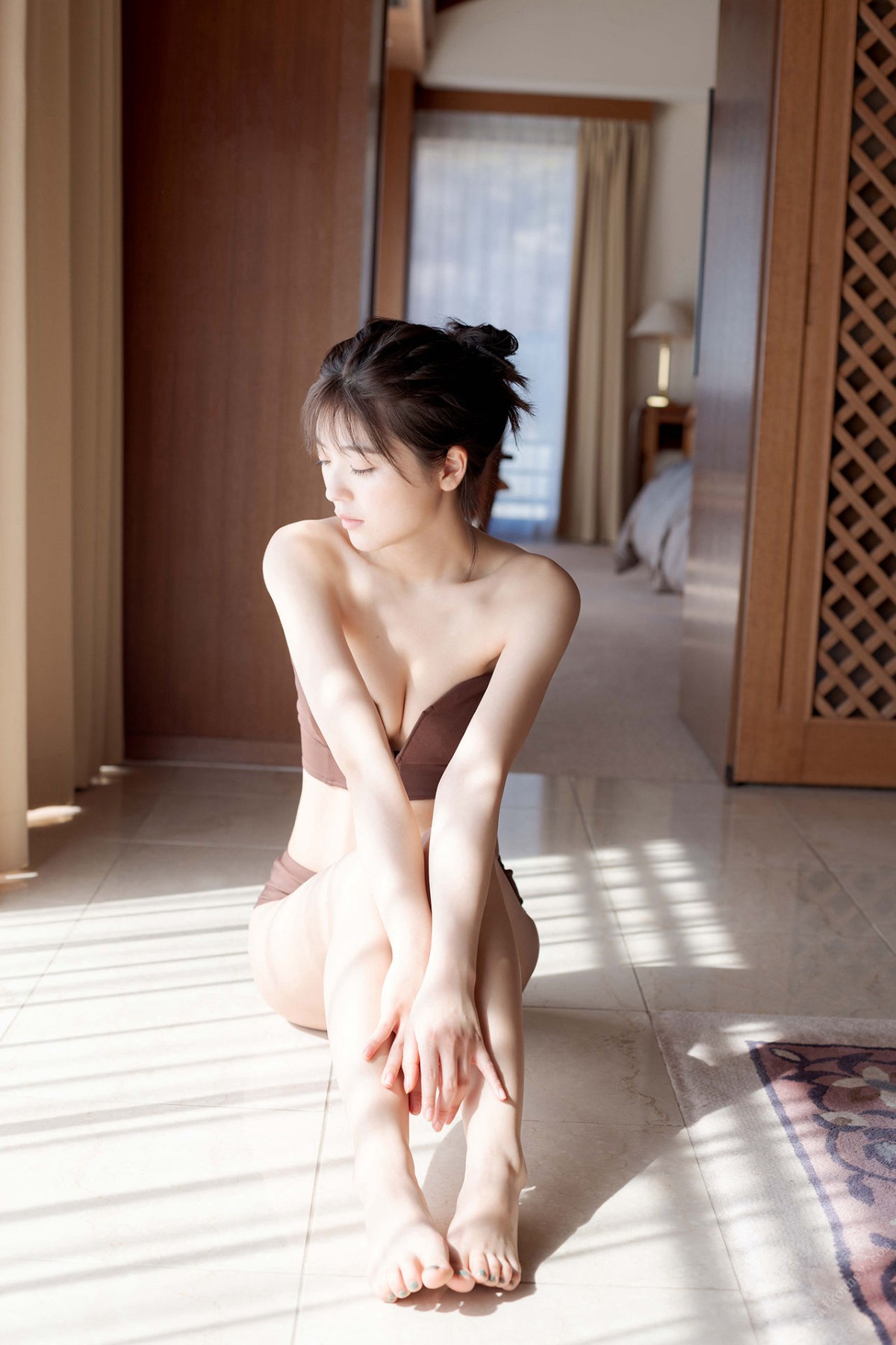 FRIDAY Digital Photobook 2022 10 20 Mio Kudo 工藤美桜 Secret Trip 0055 9711877540.jpg