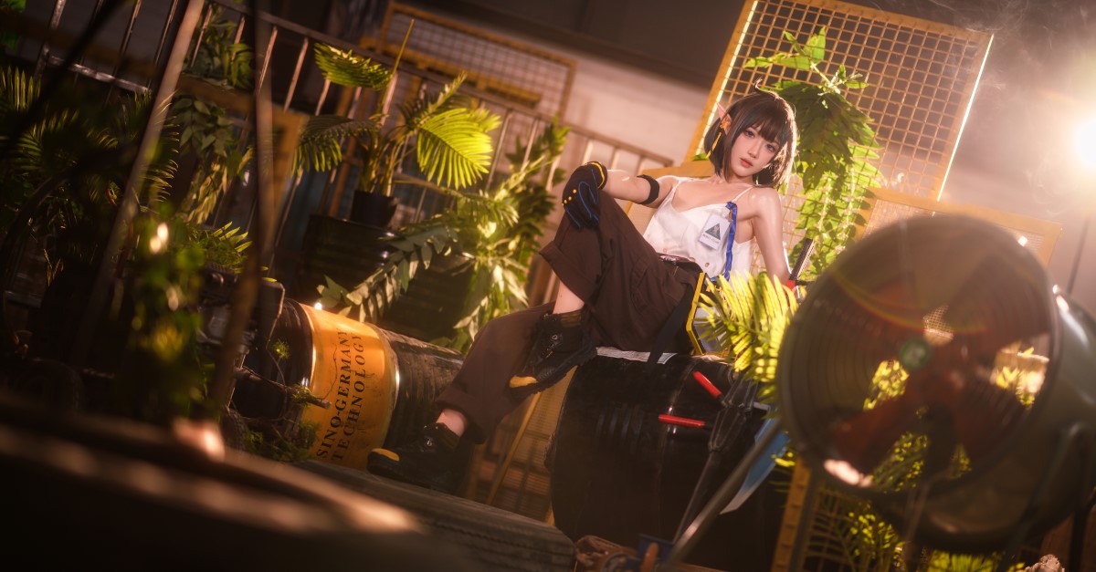 Coser@阿包也是兔娘 Vol 050 06月舰长 明日方舟 森蚺 0024 1828226924.jpg