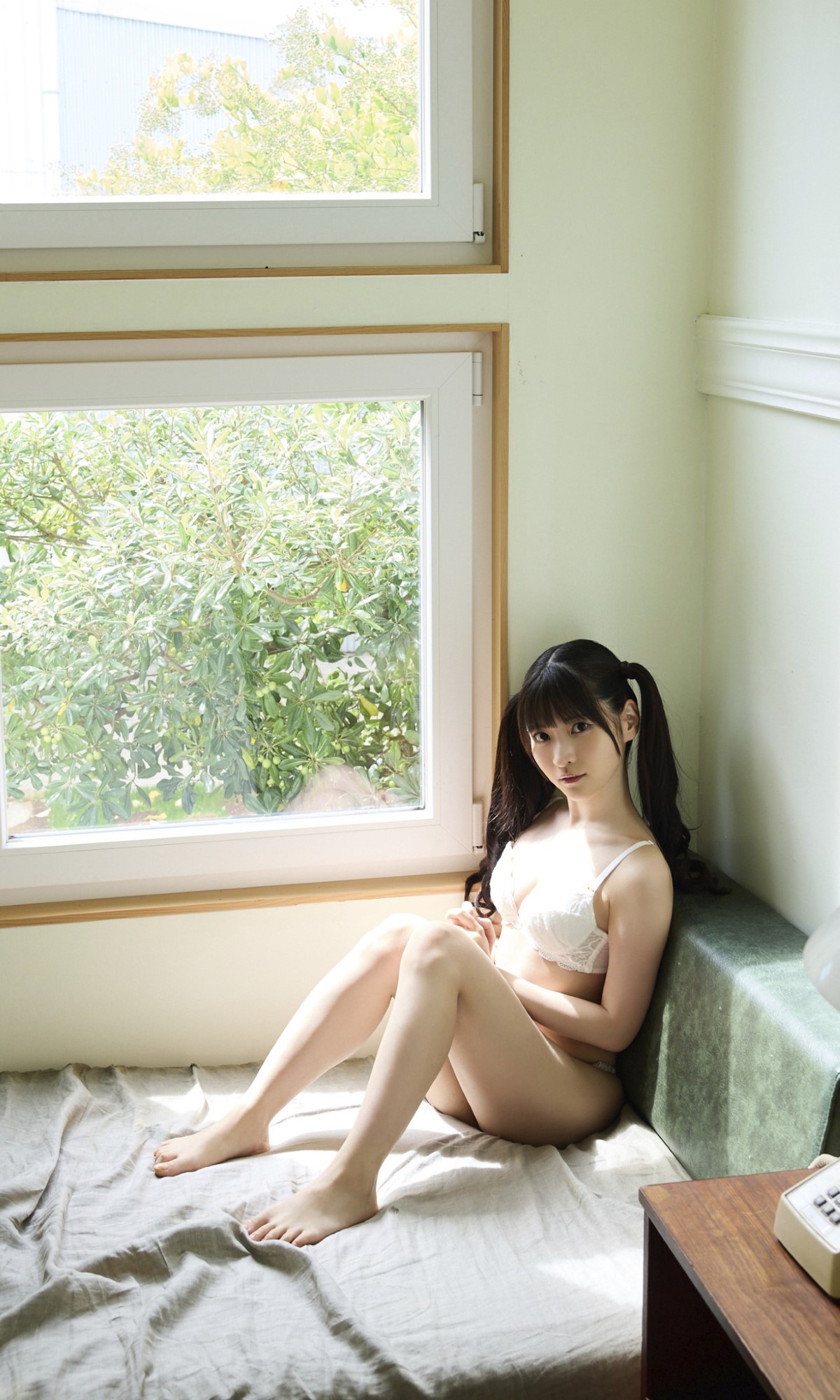 Photobook 2022 10 31 Rui Takanashi 小鳥遊るい Rikejo Advent 0001 9372705750.jpg