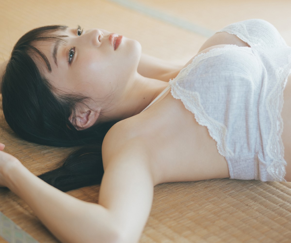 Photobook 2022 10 31 Miyu Kishi 岸みゆ Surprise 0035 5989181158.jpg