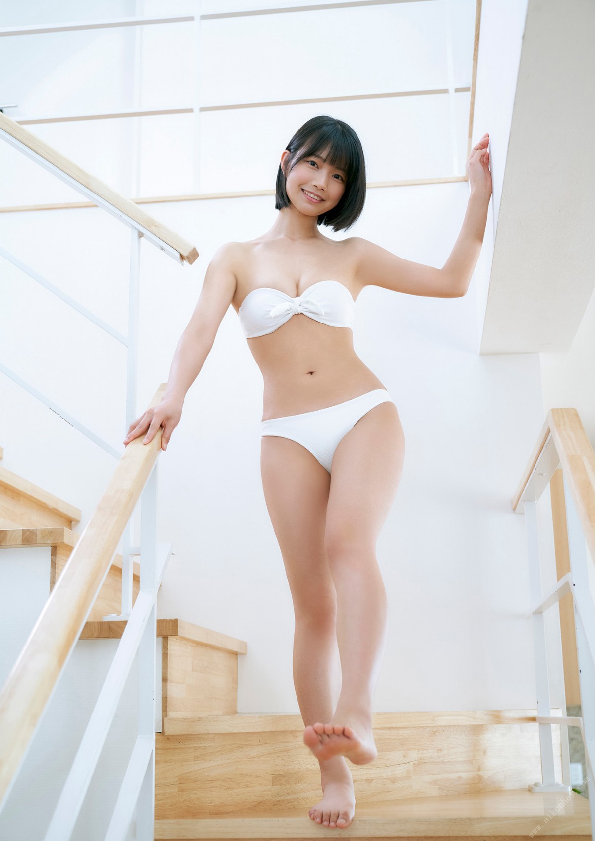 Photobook 2021 06 21 Natsume Aya 夏目綾 Aya Summer 0004 0014872057.jpg