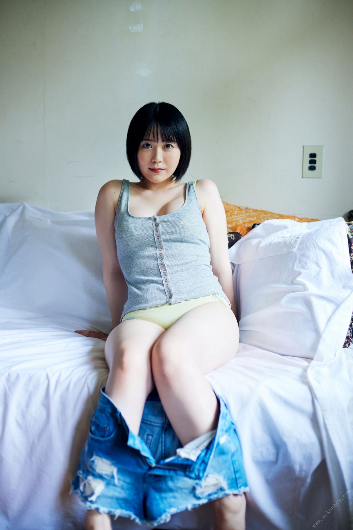 Photobook 01 01 2021 Yomichi Yuki 夜道雪 Marshmallow Body Of A Popular Voice Actor Part 2 0032 9473103145.jpg