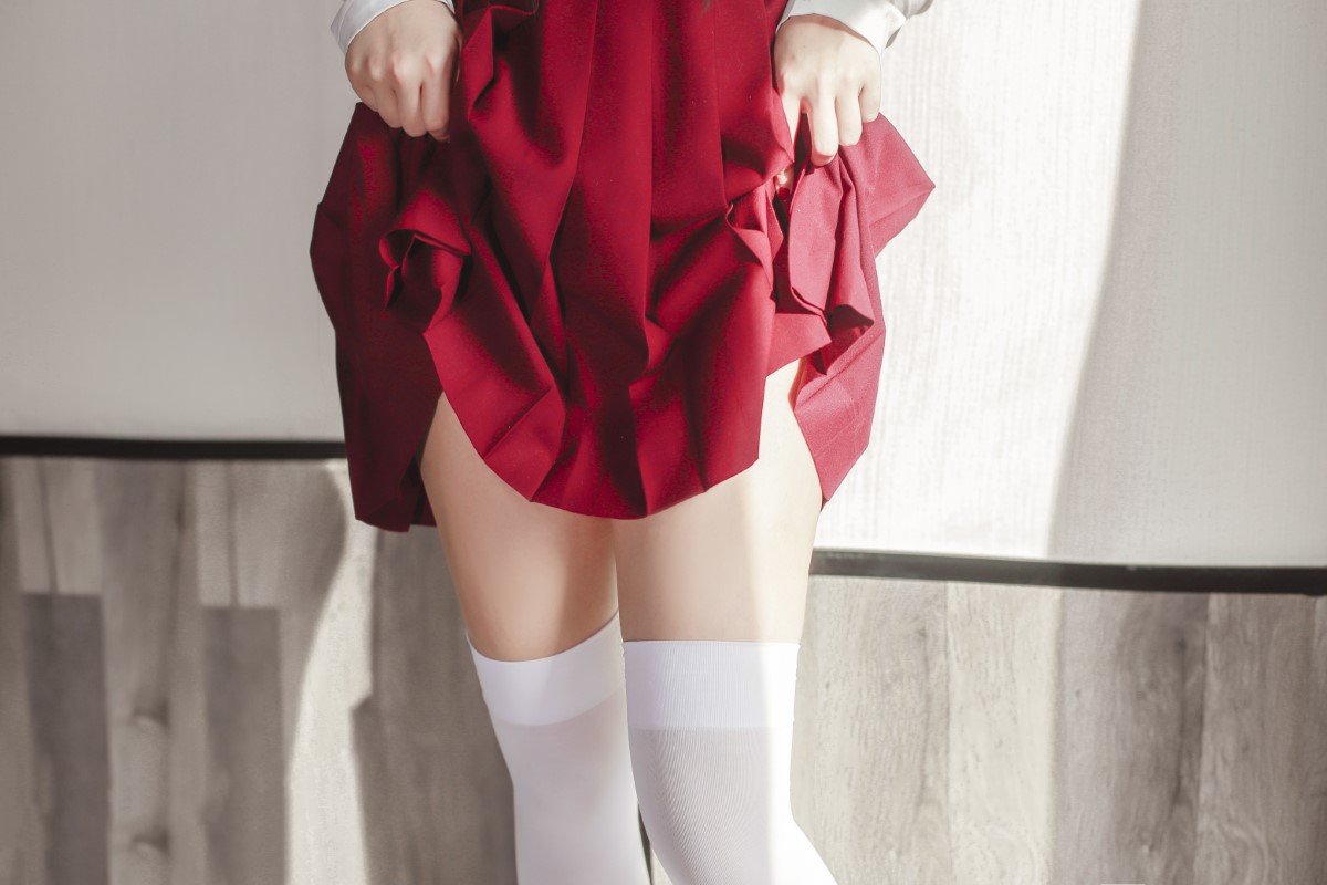 Coser@日奈娇 Vol 037 JK少女红裙 0027 6491839163.jpg