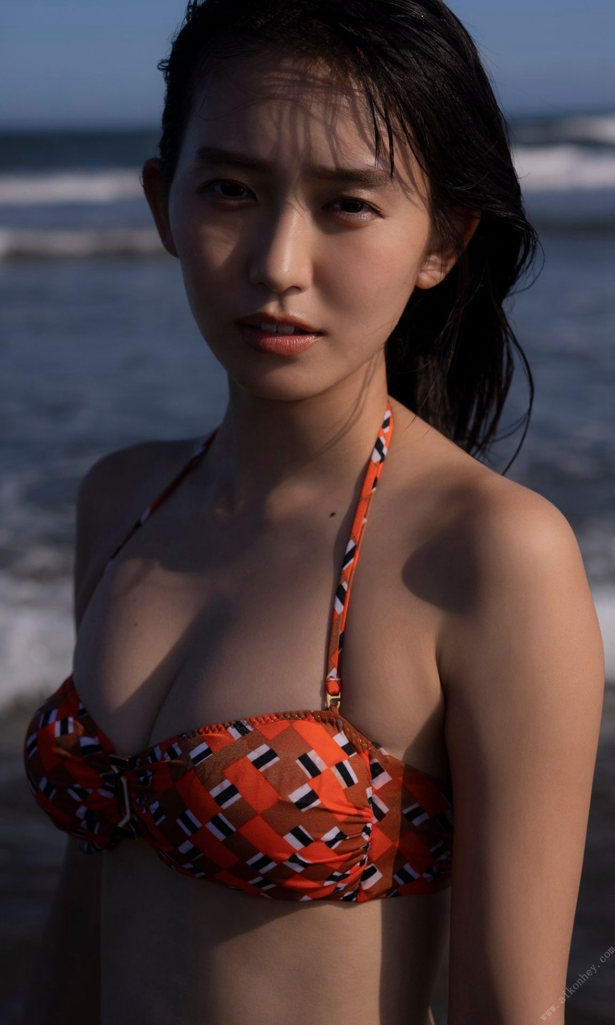 Photobook 2022 10 03 Nene Shida 志田音々 Japan Cutest Sister 0019 9123582567.jpg