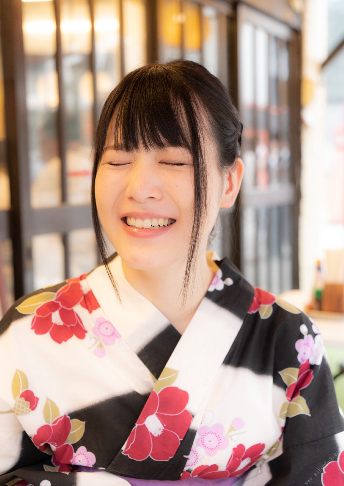 Photobook 2021 03 20 Yukina Shida 志田雪奈 Lovey Dovey Kimono Date 0013 3602250189.jpg