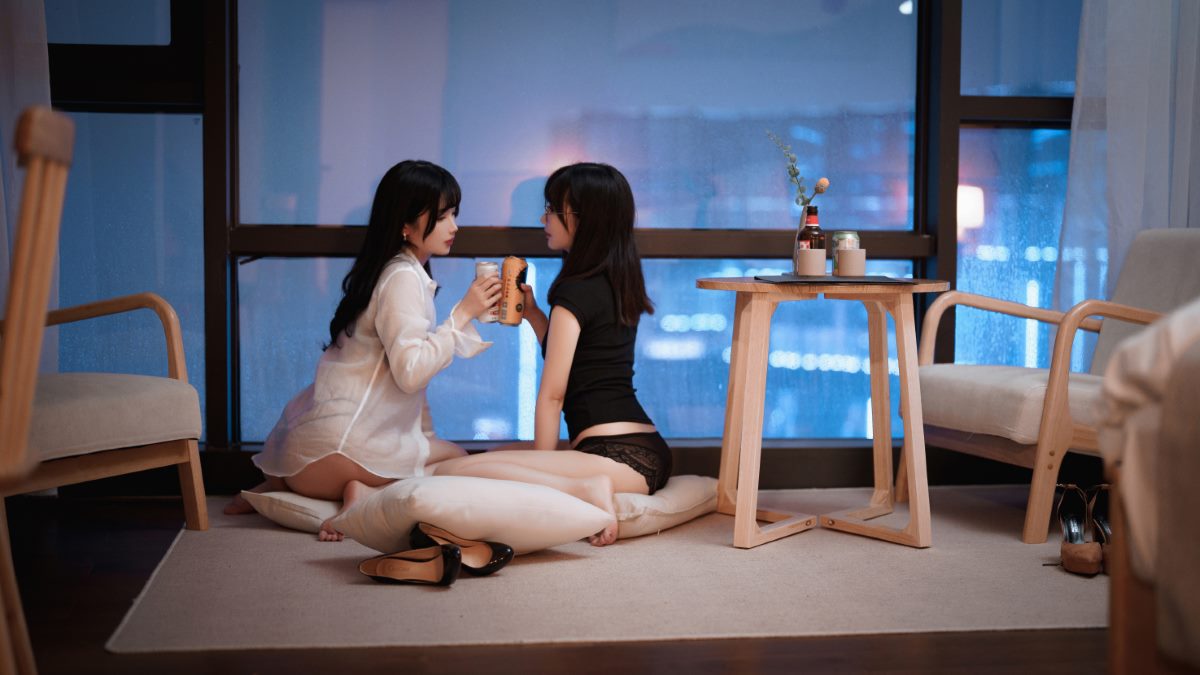 Coser@rioko凉凉子 Vol 087 黑丝ol制服双人 and 面饼仙儿 B 0008 2038639259.jpg