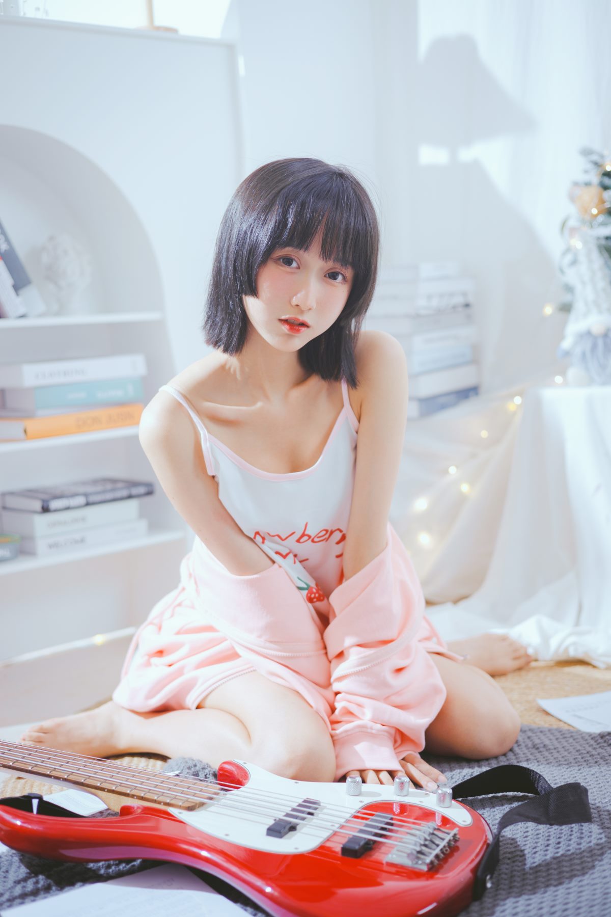 Coser@木绵绵OwO Vol 067 贝斯与妹妹 0014 7193934520.jpg