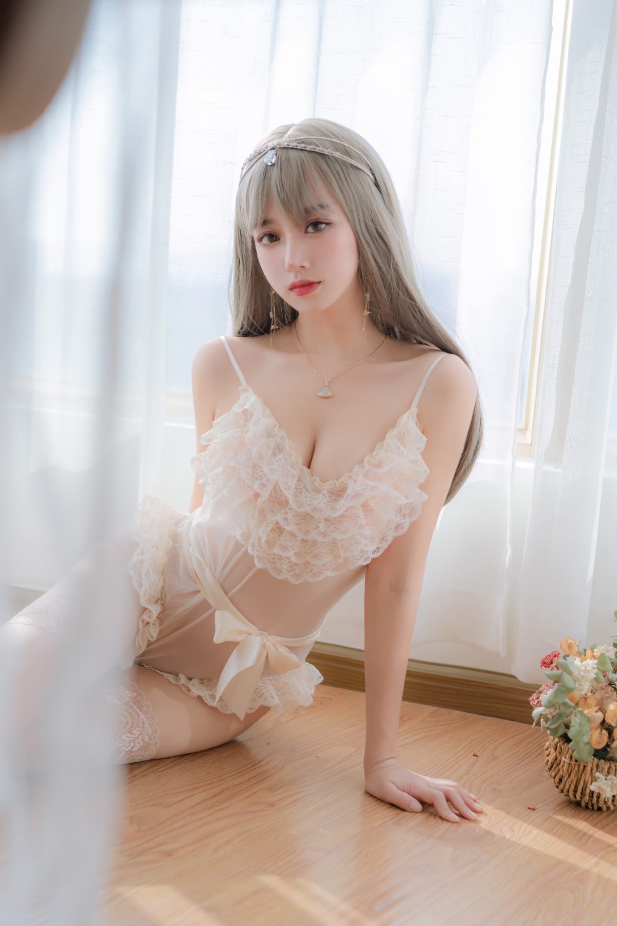 Coser@过期米线线喵 Vol 123 凡尔赛公主 0041 1699034750.jpg